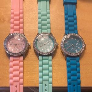 Set of 3 watches